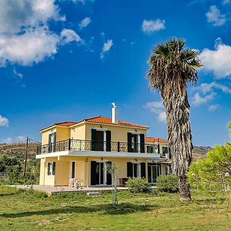 Virginia Villa *