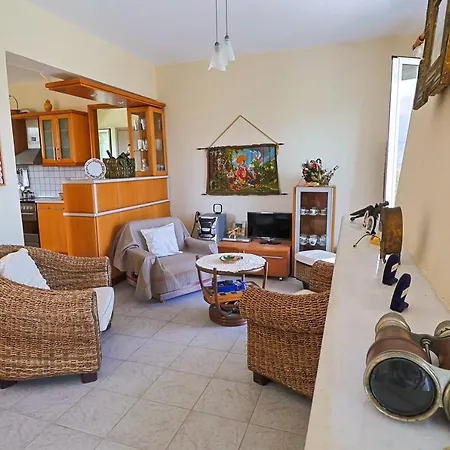 Virginia Villa Lixouri