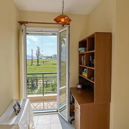 Virginia Villa Lixouri