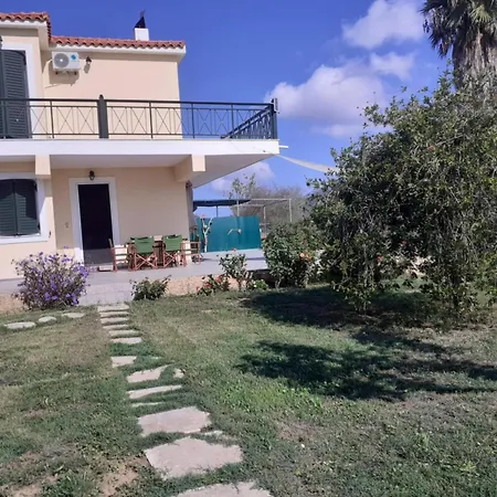 Virginia Villa Lixouri