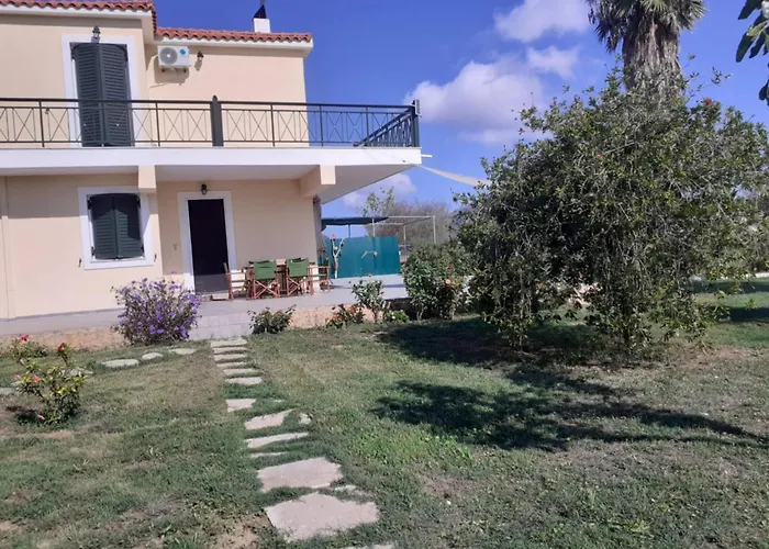 Virginia Villa Lixouri